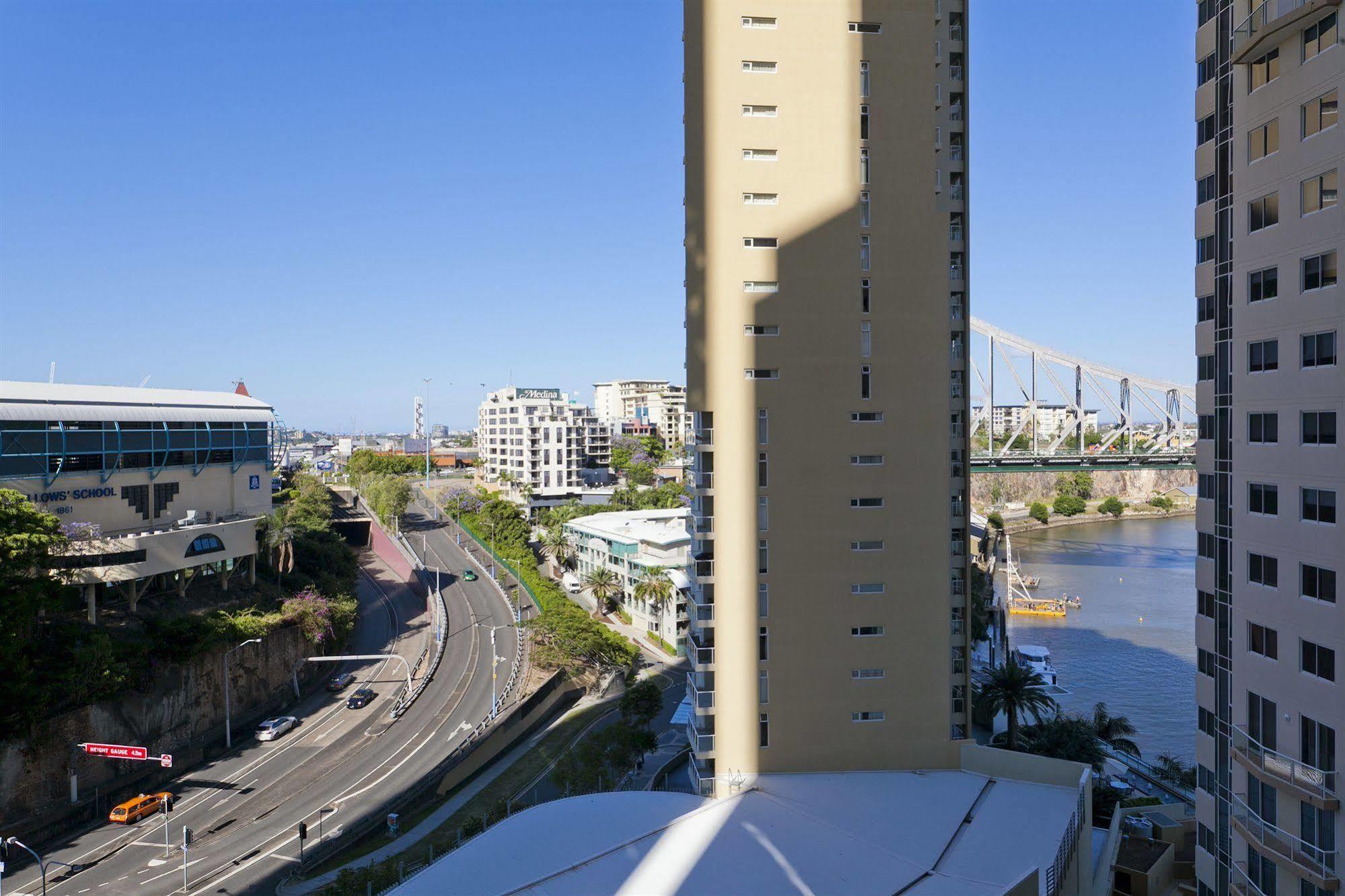 Mantra On The Quay Aparthotel Бризбейн Екстериор снимка